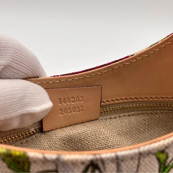 Gucci White Flora Floral Canvas Bamboo
Top Handle Mini Tote Bag - Picture 6 of 12